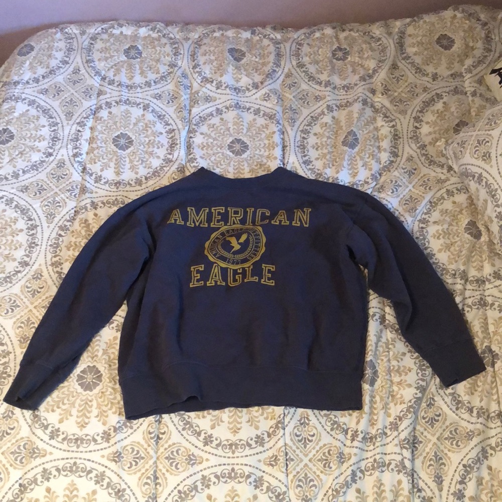 American Eagle Crew Neck Sweater